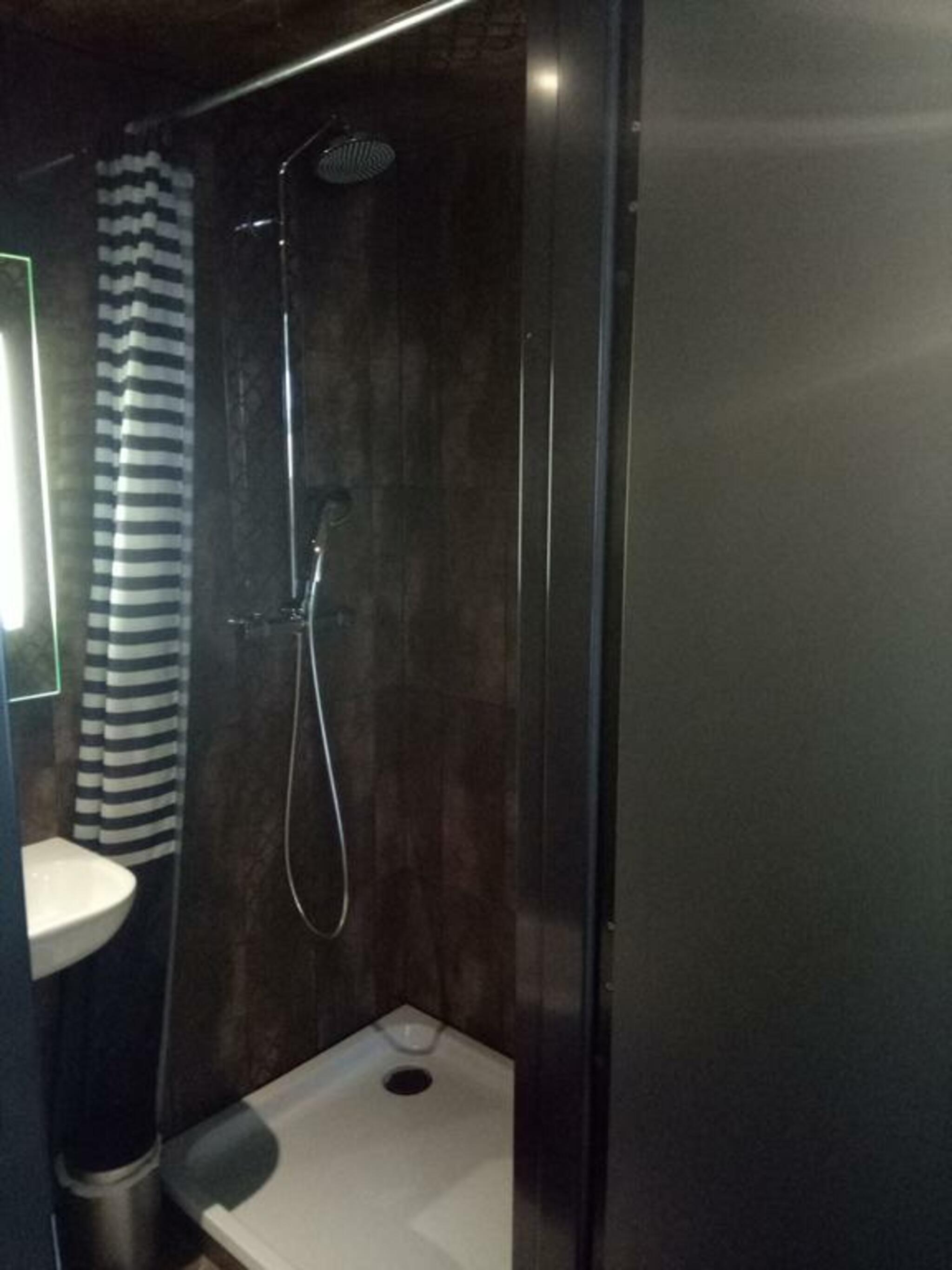 Nekotel Concept Art Hotel Saint-Gilles Dış mekan fotoğraf